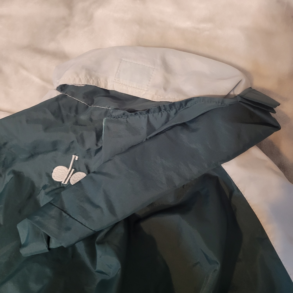 Vintage Diadora Green and White Nylon Jacket - Picture 9 of 9